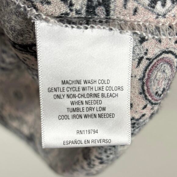 Style&Co Size Medium White Paisley Boho Bell Sleeve Round Neck Tunic Blouse Top - Picture 6 of 8